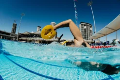 Finis Manta Paddle -Speedo Shop j f 69