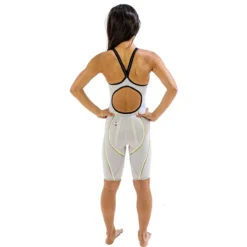 Finis Rival 2.0 Closed Back Kneeskin 7 Finis Rival 2.0 Closed Back Kneeskin -Speedo Shop rival2.0 female oliviawhite 18 7